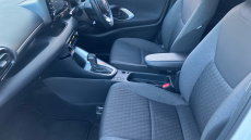 Toyota Yaris 1.5 Hybrid Design 5dr CVT Hybrid Hatchback